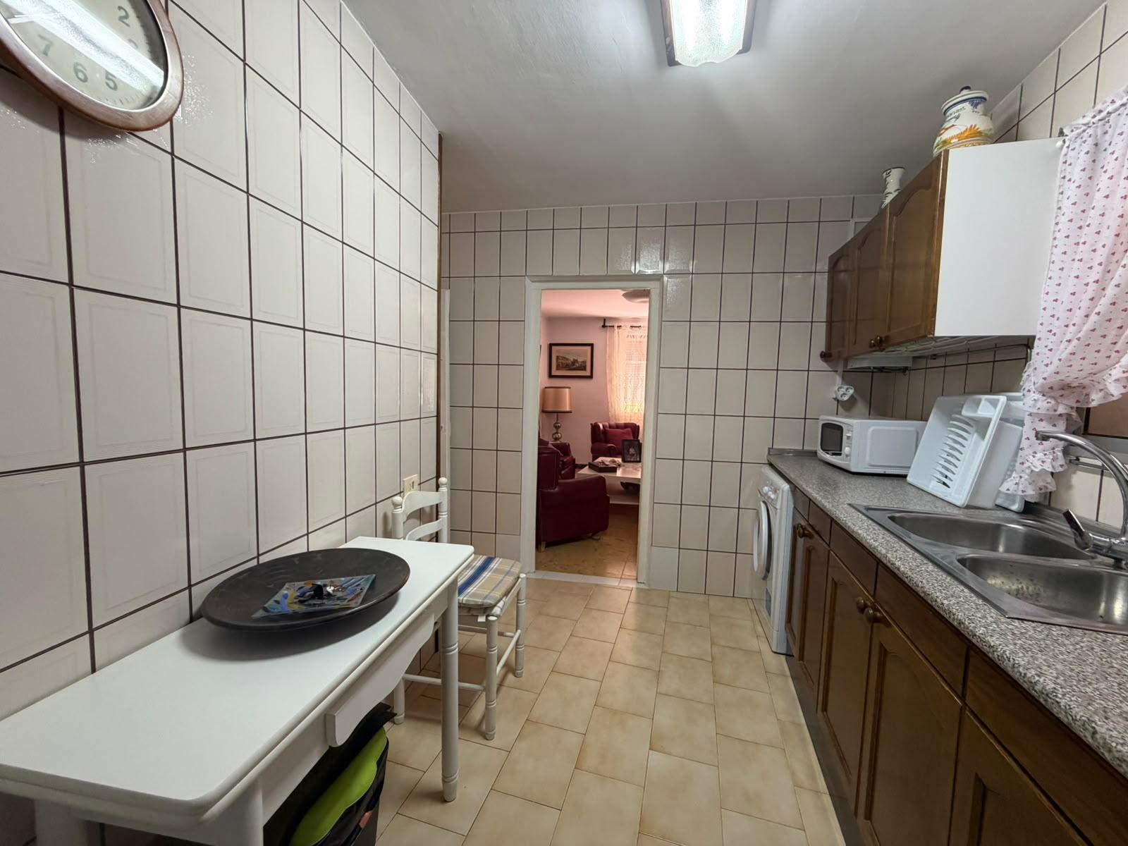 Imagen 10 Casa en venta en Fonz / Calle cecleta, cerca del centro de la población