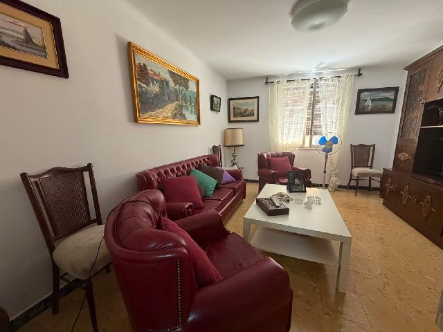 Imagen 15 Inmueble 304526 - Casa en venta en Fonz / Calle cecleta, cerca del centro de la población