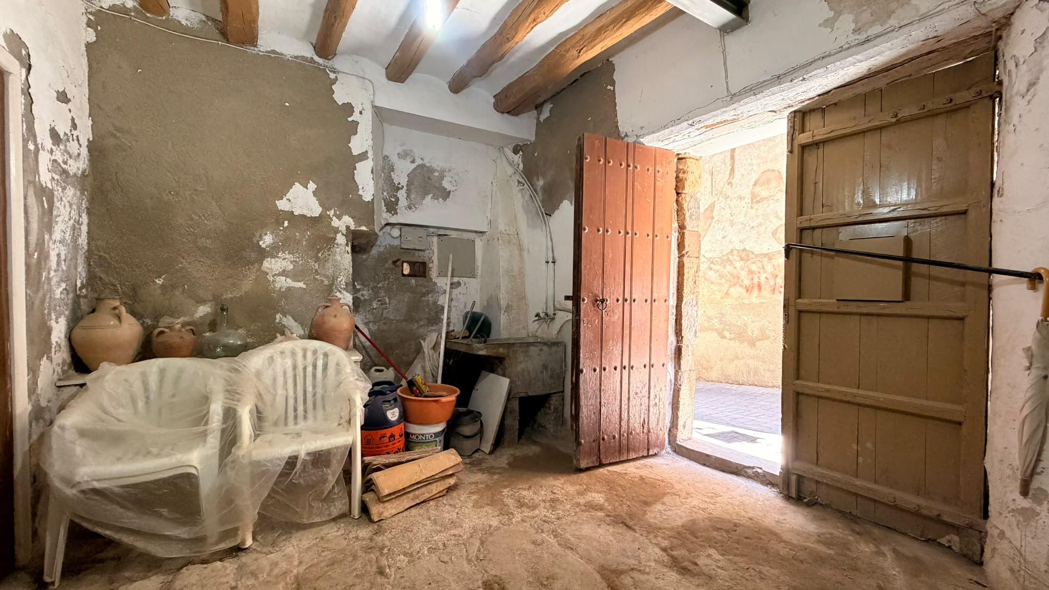 Imagen 20 Casa en venta en Peralta De Calasanz / Zona residencial, centro de la población