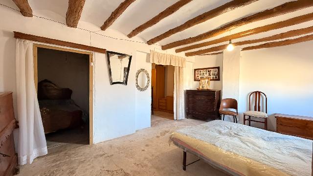 Imagen 11 Inmueble 305275 - Casa en venta en Peralta De Calasanz / Zona residencial, centro de la población