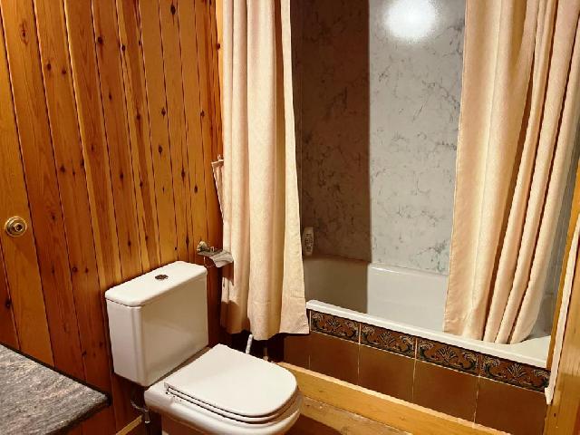 Imagen 17 Inmueble 275638 - Casa Aislada en venta en Binéfar / Junto al Complrjo Deportivo de Los Olmos