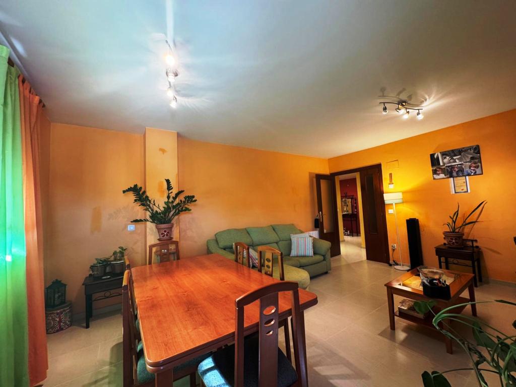 Imagen 4 Piso en venta en Binéfar / Centro de la población.