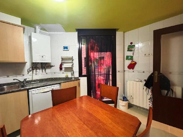 Imagen 9 Inmueble 293746 - Piso en venta en Binéfar / Centro de la población.