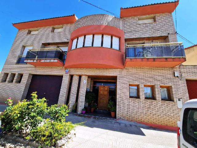 Imagen 1 Inmueble 295106 - Casa Aislada en venta en Vencillón / Próximo a Escuelas.