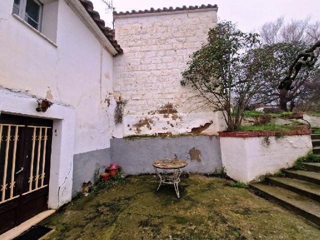 Imagen 3 Inmueble 299237 - Casa Aislada en venta en Tamarite De Litera / Zona tranquila.