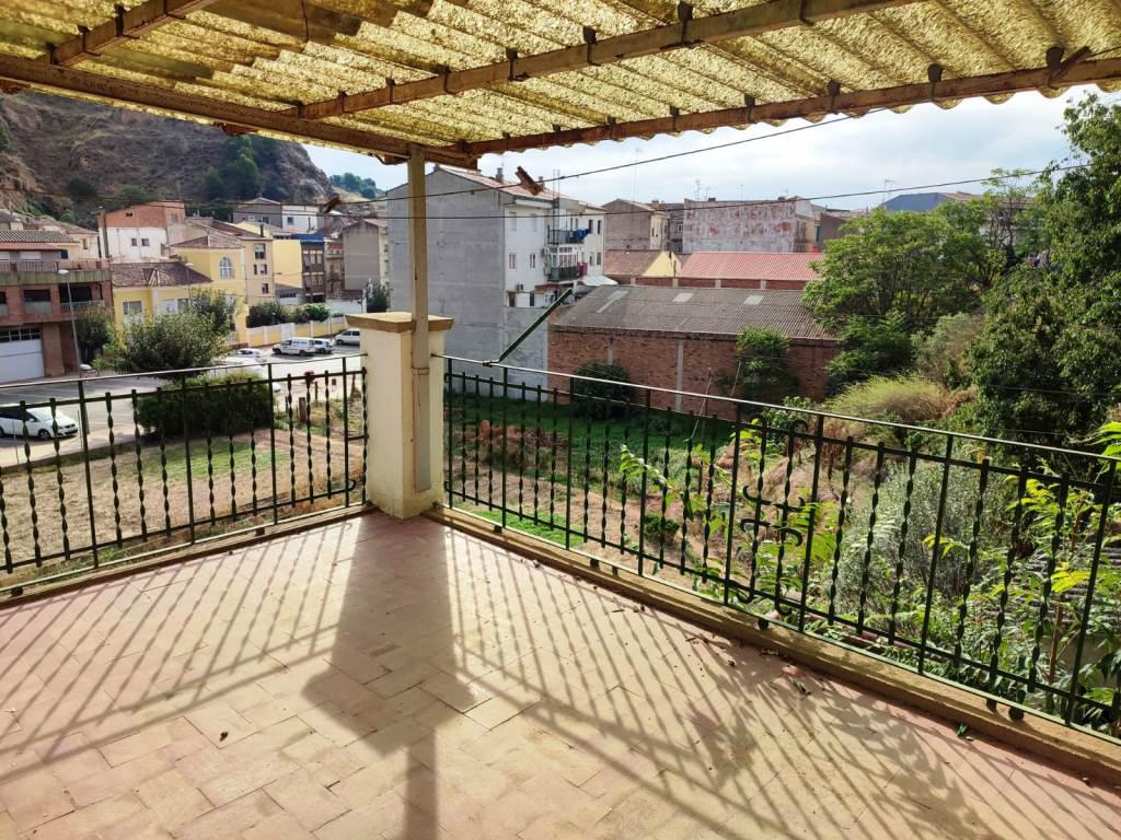 Imagen 22 Casa Aislada en venta en Tamarite De Litera / Zona tranquila.