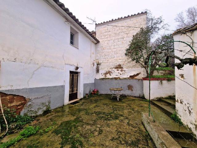 Imagen 28 Inmueble 299237 - Casa Aislada en venta en Tamarite De Litera / Zona tranquila.