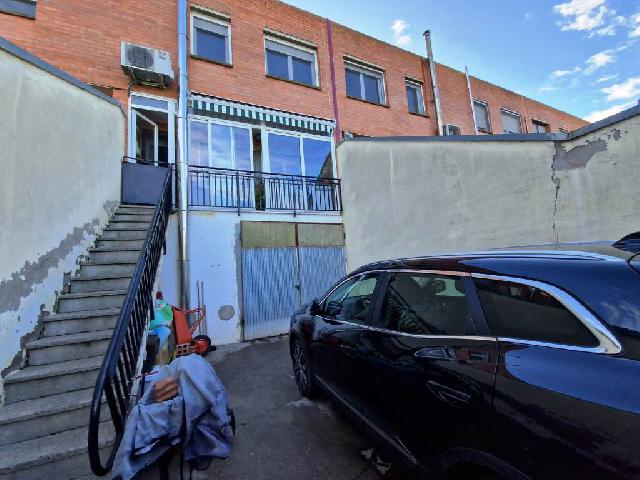 Imagen 24 Inmueble 299642 - Casa en venta en Vencillón / Plaza de la Iglesia.