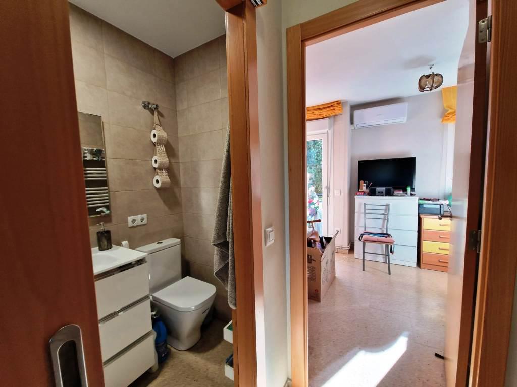 Imagen 9 Casa en venta en Vencillón / Plaza de la Iglesia.