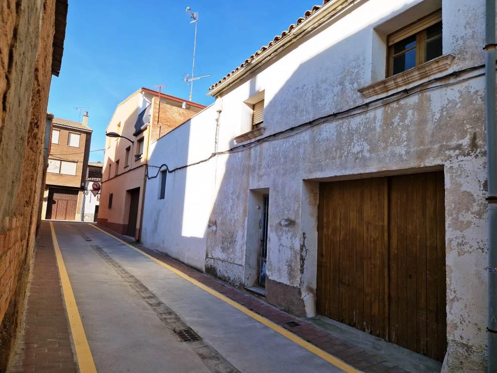 Imagen 1 Casa en venta en Binéfar / Próximo al centro.