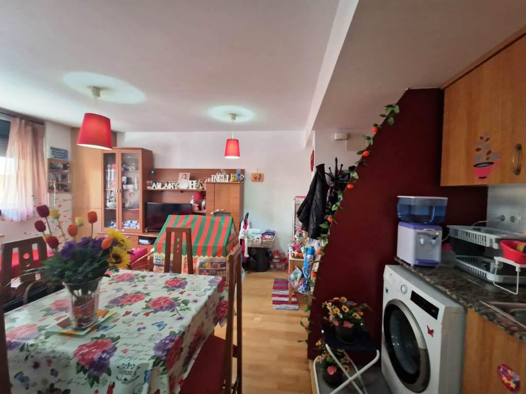 Imagen 3 Piso en venta en Binéfar / Zona  El Perel.