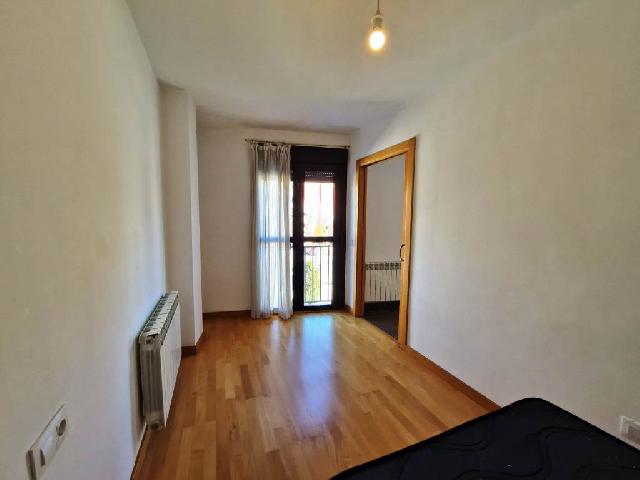 Imagen 7 Inmueble 300495 - Piso en venta en Tamarite De Litera / Paseo del Hortaz