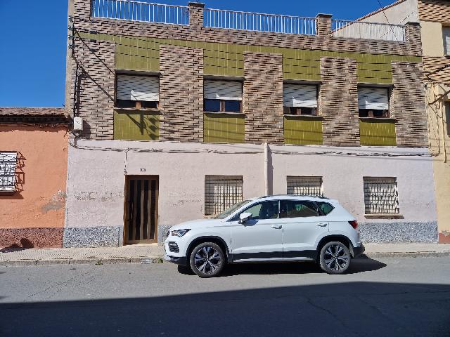 Imagen 1 Inmueble 301094 - Casa en venta en Binéfar / Cerca de las Piscinas