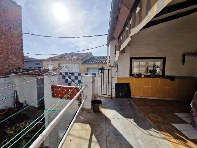 Imagen 8 Inmueble 302103 - Casa en venta en Alcampell / Zona residencial