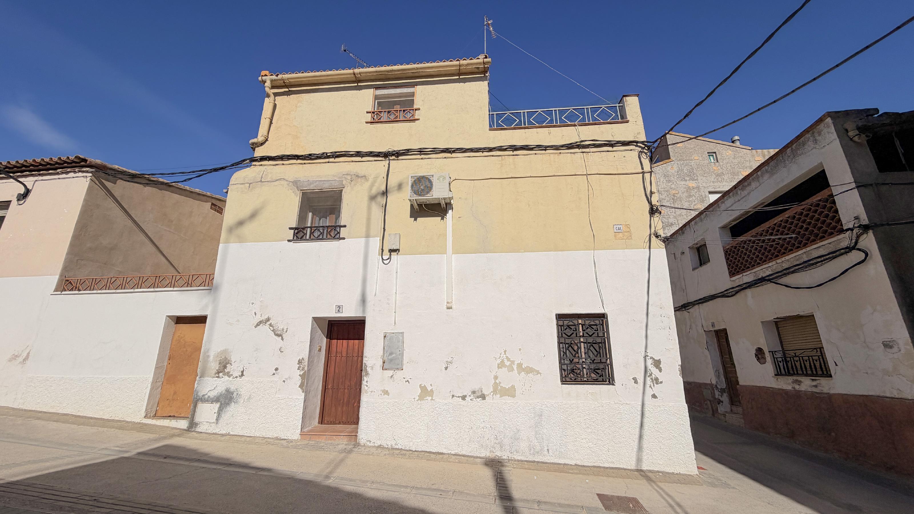 Imagen 37 Casa Adosada en venta en Ontiñena / Casa Esquinera en el centro de Ontiñena