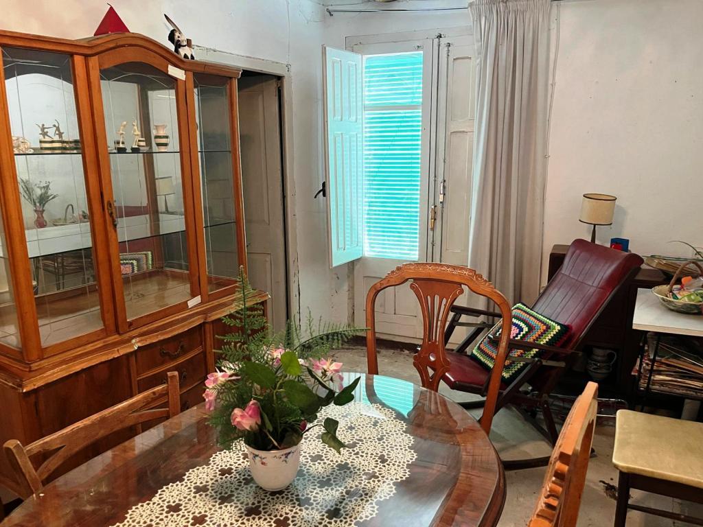 Imagen 4 Casa Adosada en venta en Castillonroy / En el centro de Castillonroy