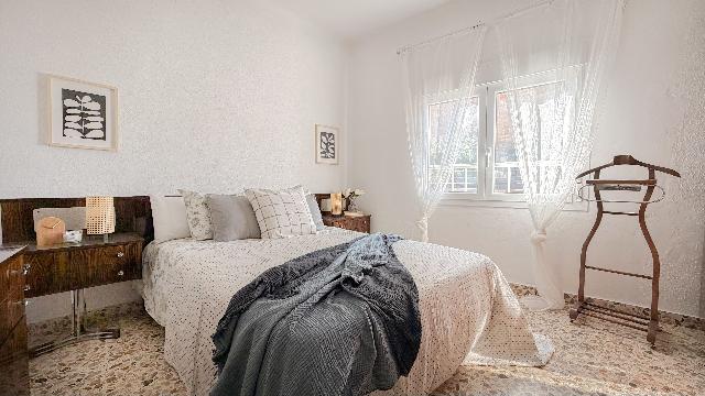Imagen 1 Inmueble 305851 - Casa Pareada en venta en Ontiñena / Vivienda ubicada en la arteria principal del pueblo.