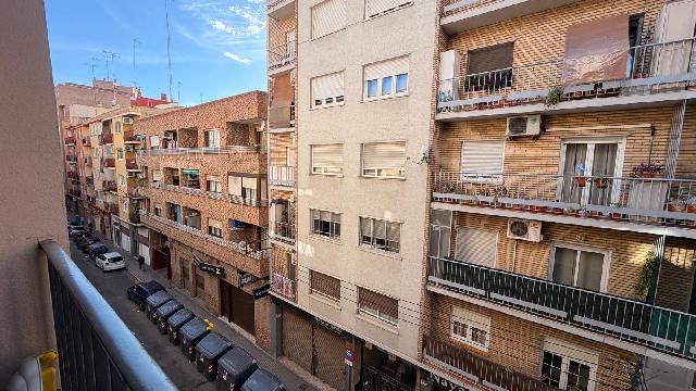 Imagen 10 Inmueble 306775 - Piso en venta en Zaragoza / Junto Avenida Navarra, Las Delicias, Zaragoza.