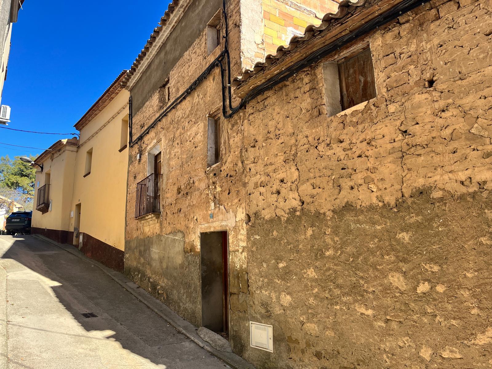 Imagen 1 Casa en venta en Grado El / En la población de Enate