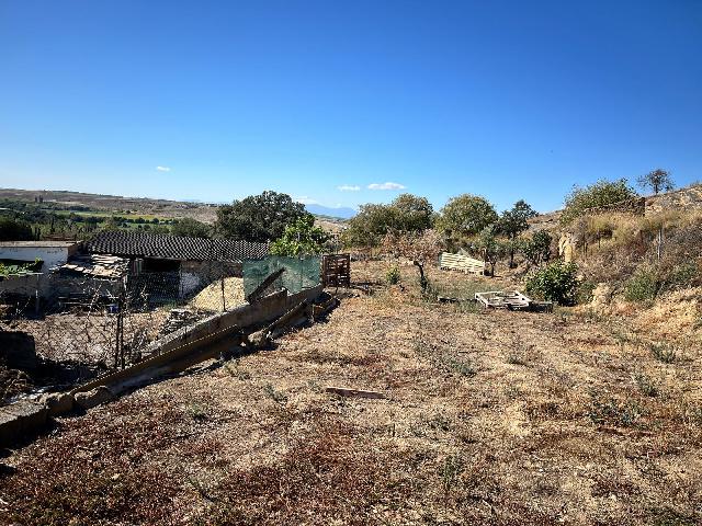 Imagen 4 Inmueble 296186 - Local Industrial en venta en Castejón Del Puente / Zona Alta de Castejón del Puente.