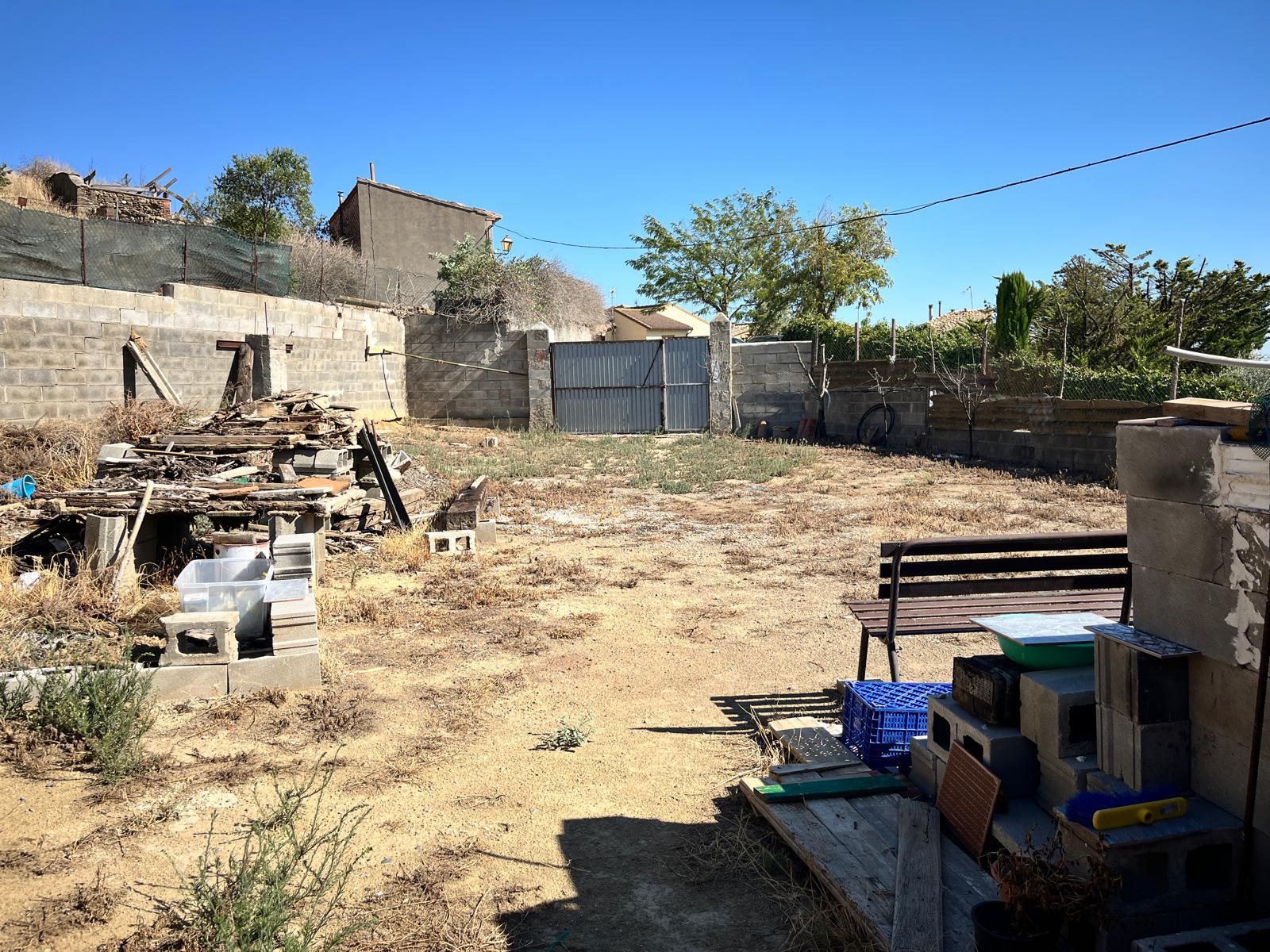 Imagen 8 Local Industrial en venta en Castejón Del Puente / Zona Alta de Castejón del Puente.