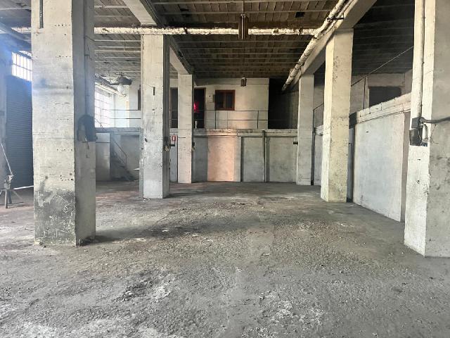 Imagen 9 Inmueble 297115 - Local Industrial en venta en Barbastro / Zona paralela a la Avda. Pirineos con Mercadona.