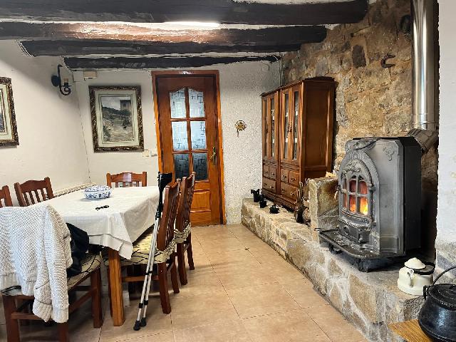 Imagen 2 Inmueble 300277 - Casa en venta en Hoz Y Costean / Hoz de Barbastro, zona alta.