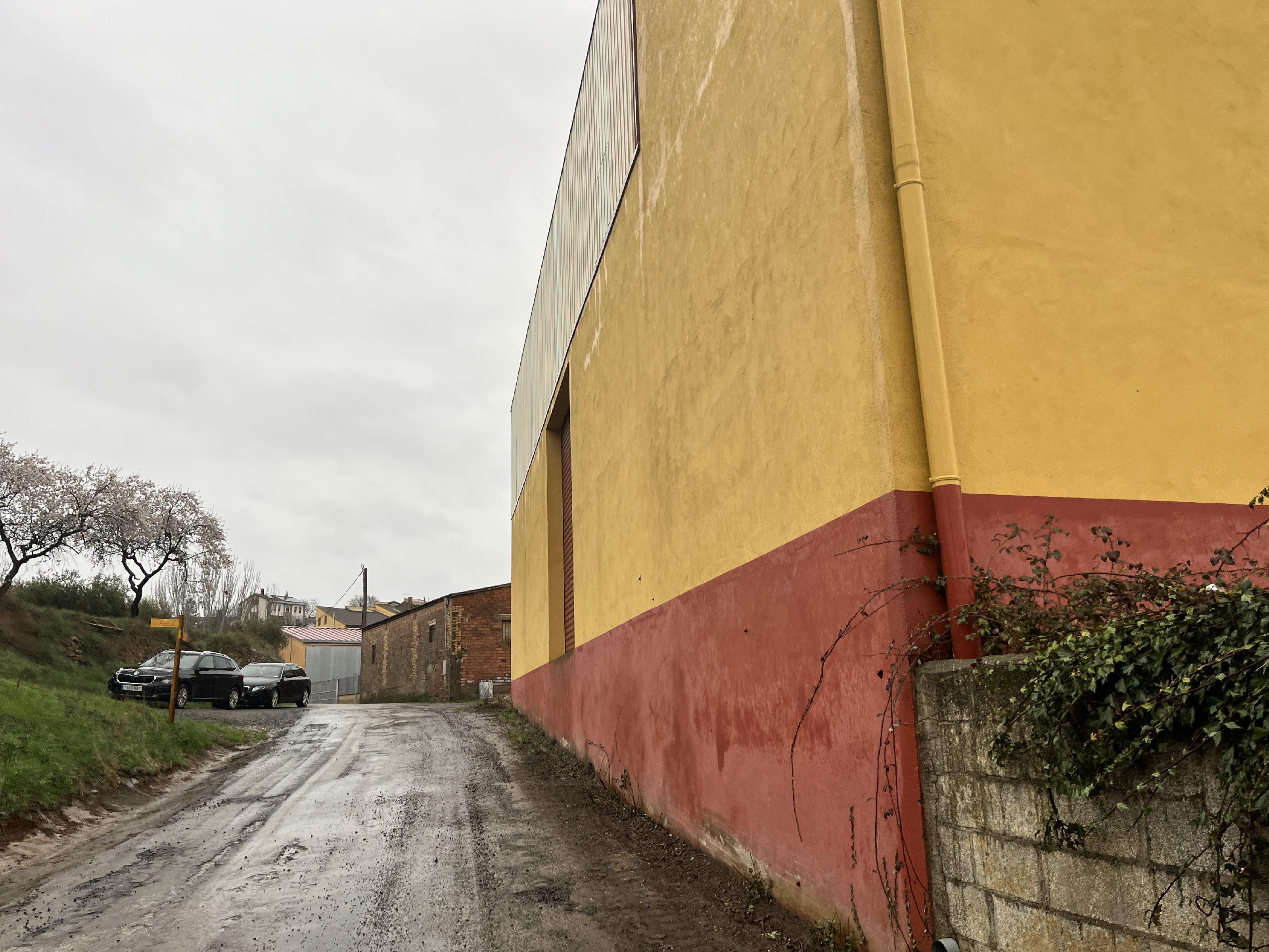 Imagen 2 Local Industrial en venta en Benabarre / Zona de atrás del Cuartel de la Guardia Civil