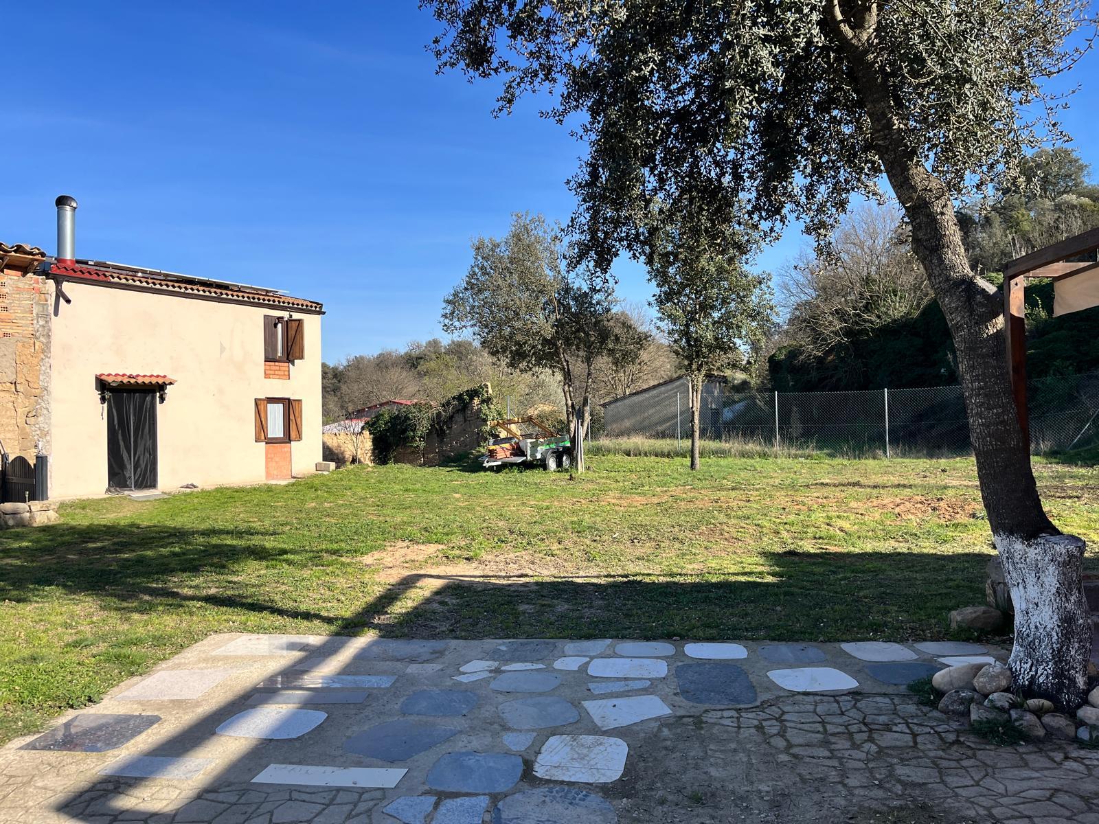 Imagen 6 Casa Rústica en venta en Castillazuelo / Castillazuelo zona este de la población.