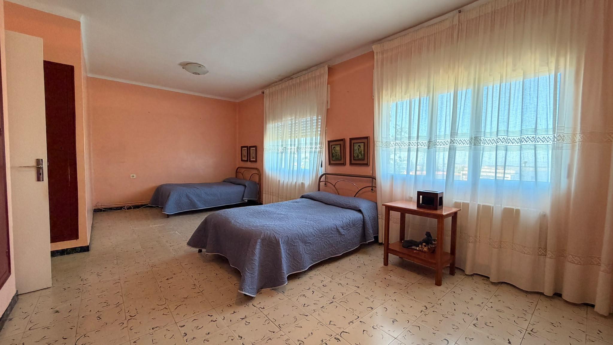Imagen 11 Casa en venta en Castejón Del Puente / Entrada de la población