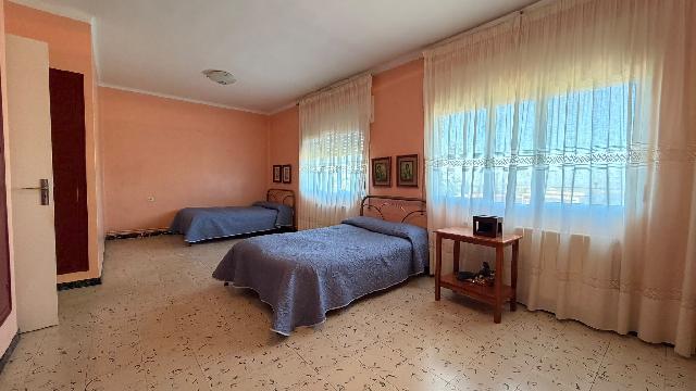 Imagen 11 Inmueble 303416 - Casa en venta en Castejón Del Puente / Entrada de la población