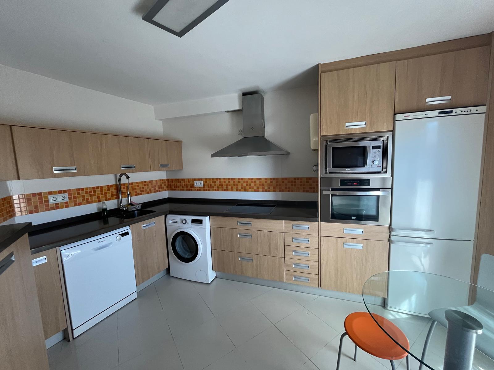 Imagen 1 Casa en venta en Hoz Y Costean / Centro de la población