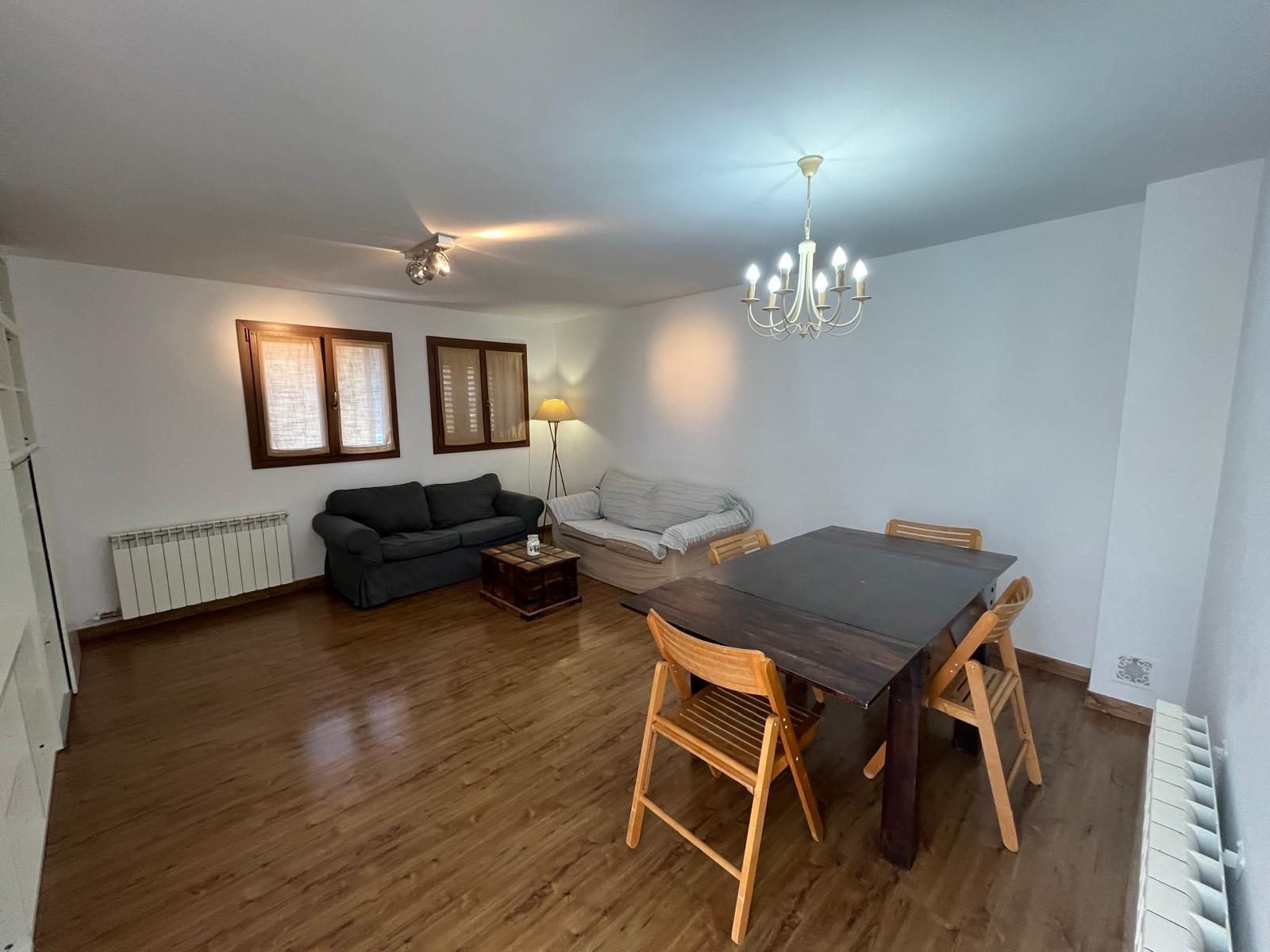Imagen 2 Casa en venta en Hoz Y Costean / Centro de la población