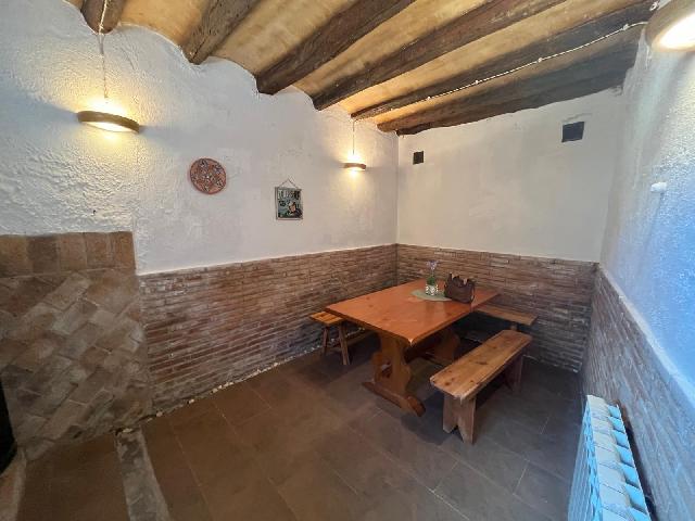 Imagen 10 Inmueble 303596 - Casa en venta en Hoz Y Costean / Centro de la población