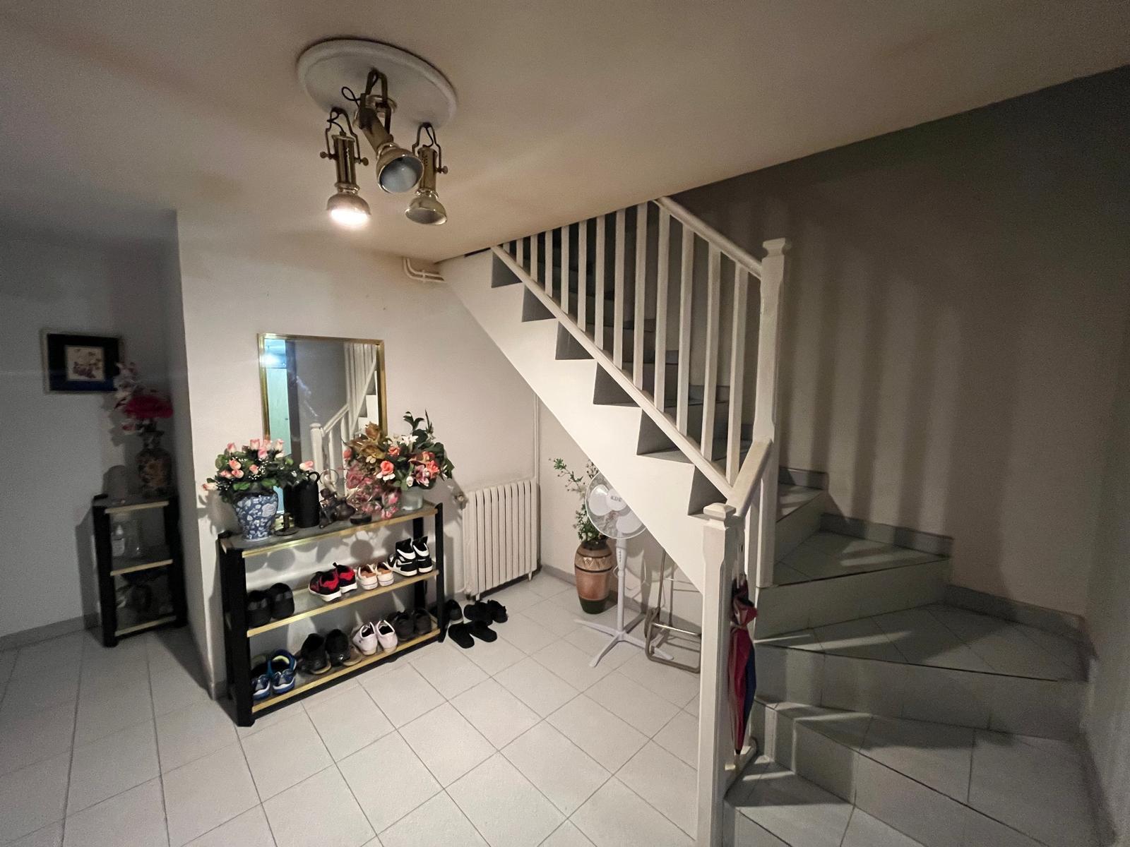 Imagen 11 Casa en venta en Barbastro / Calle Oncinellas, centro de la población