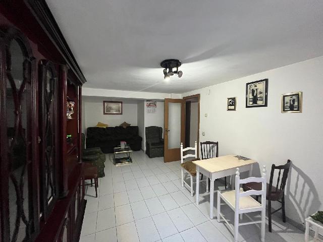 Imagen 4 Inmueble 305291 - Casa en venta en Barbastro / Calle Oncinellas, centro de la población