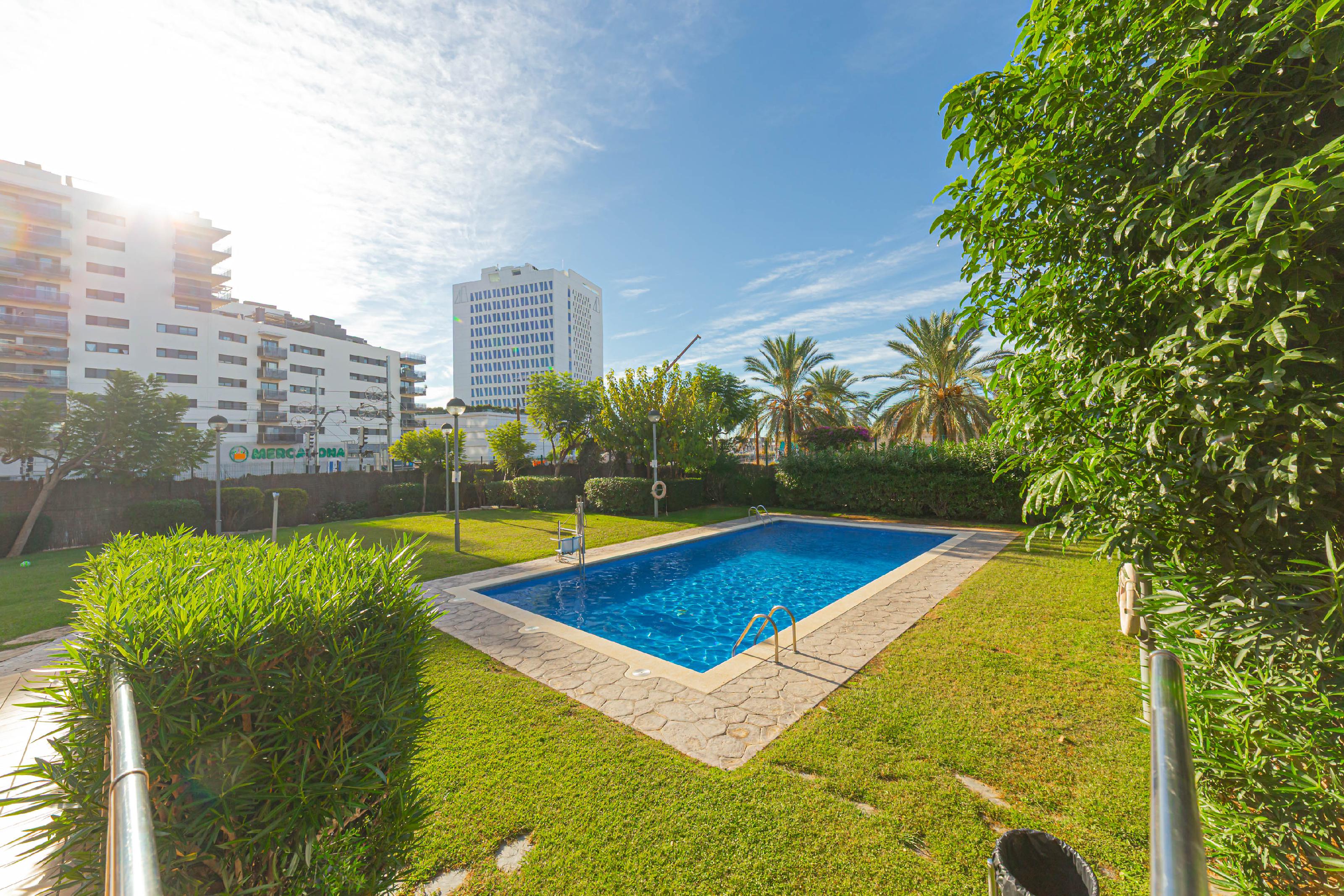 Imagen 20 Piso en venta en Badalona / Puerto de Badalona 