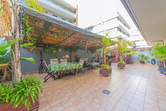 Imagen 1 Inmueble 297643 - Piso en venta en Badalona / Puerto de Badalona 