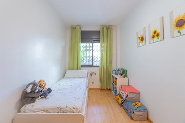 Imagen 8 Inmueble 297643 - Piso en venta en Badalona / Puerto de Badalona 