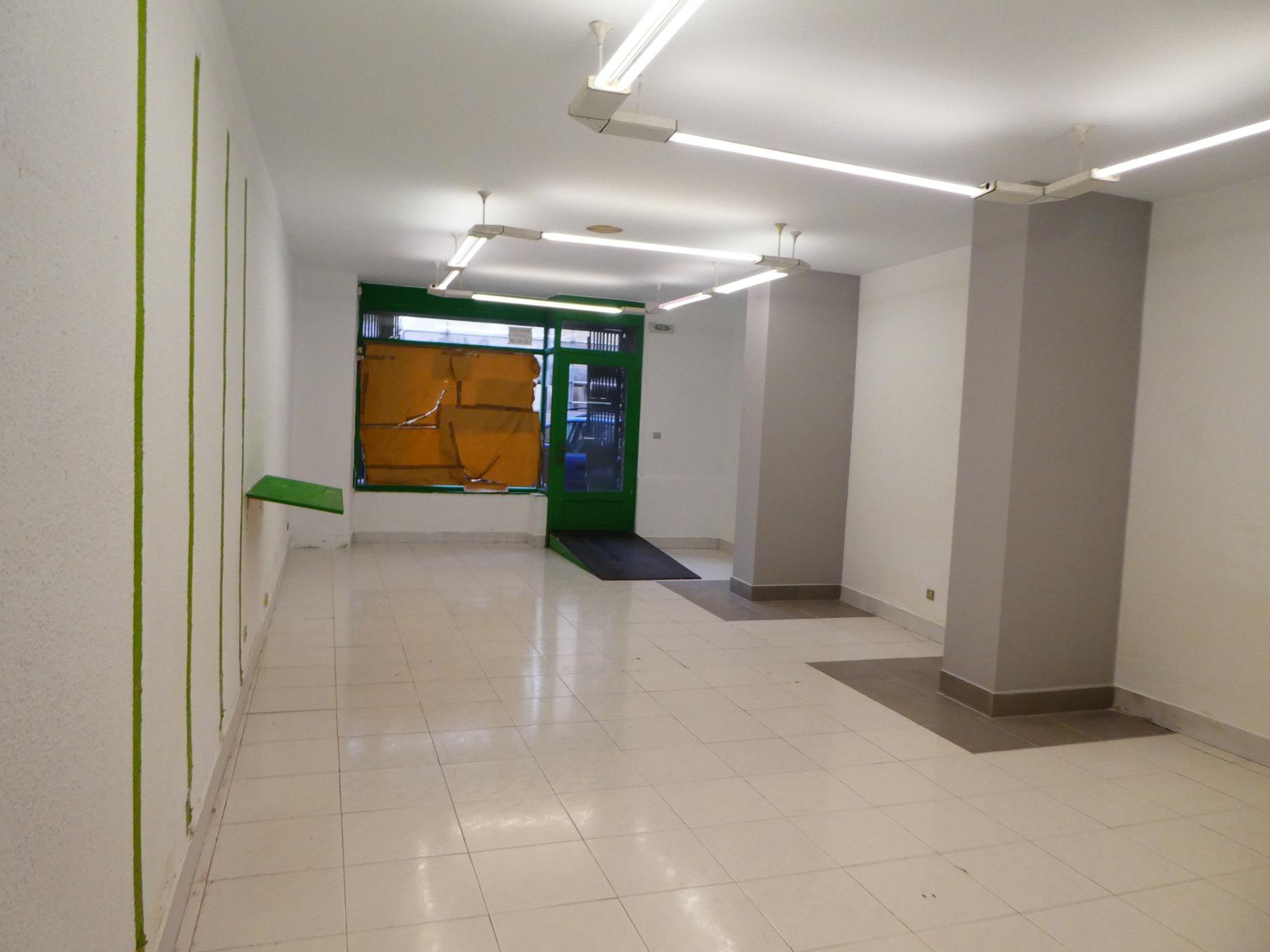 Imagen 5 Local Comercial en venta en Eibar / Zona     Urkizu