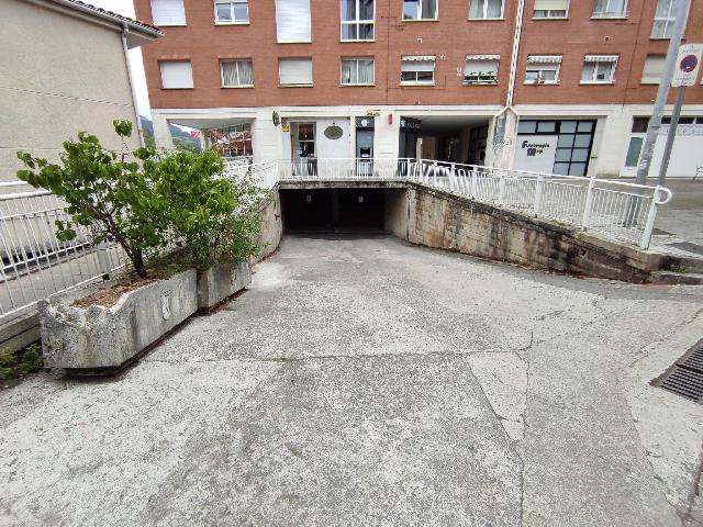 Imagen 4 Inmueble 250157 - Parking Coche en alquiler en Eibar / Zona Abontza-Ipurua