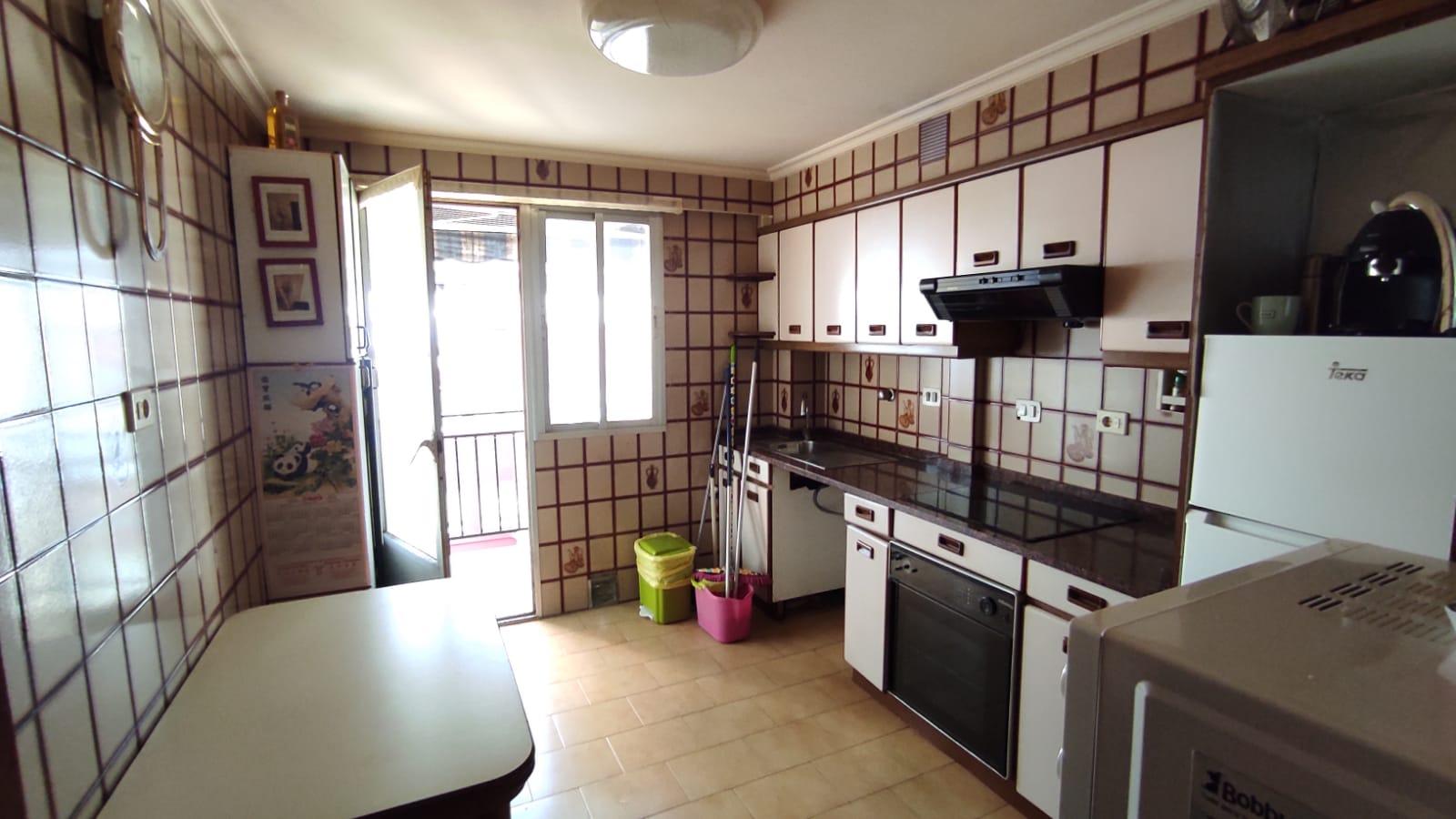 Imagen 20 Piso en venta en Ermua / Zona San Pelayo