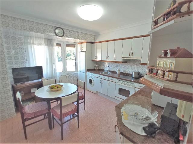 Imagen 2 Inmueble 264002 - Piso en venta en Eibar / Zona      Amaña