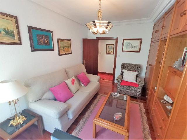 Imagen 1 Inmueble 264002 - Piso en venta en Eibar / Zona      Amaña