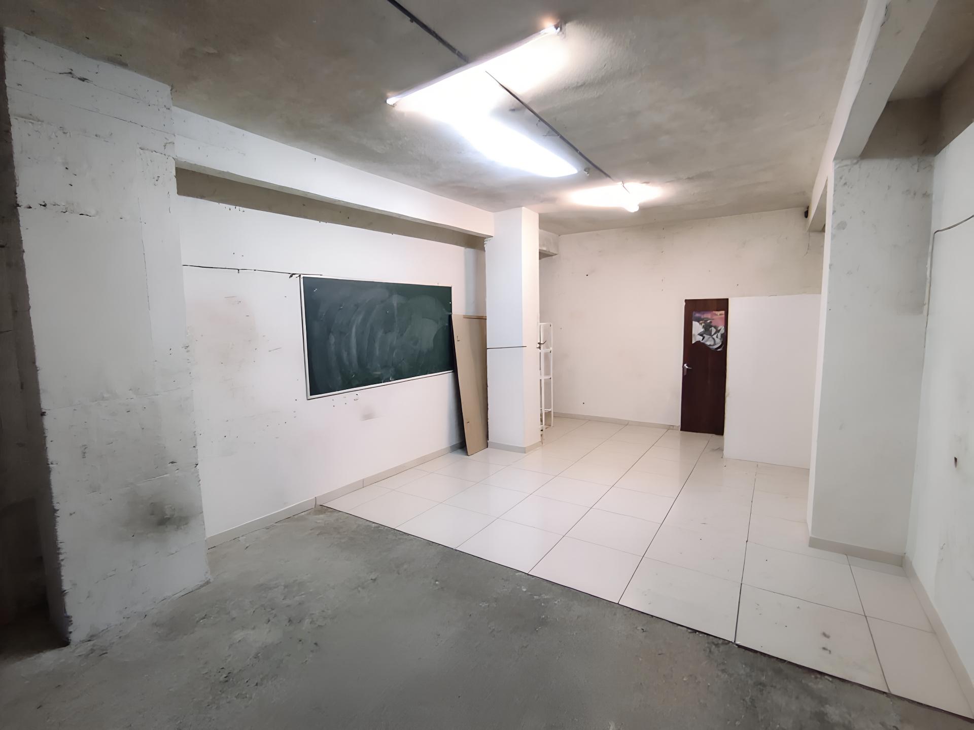 Imagen 7 Local Comercial en alquiler en Eibar / Zona      Amaña