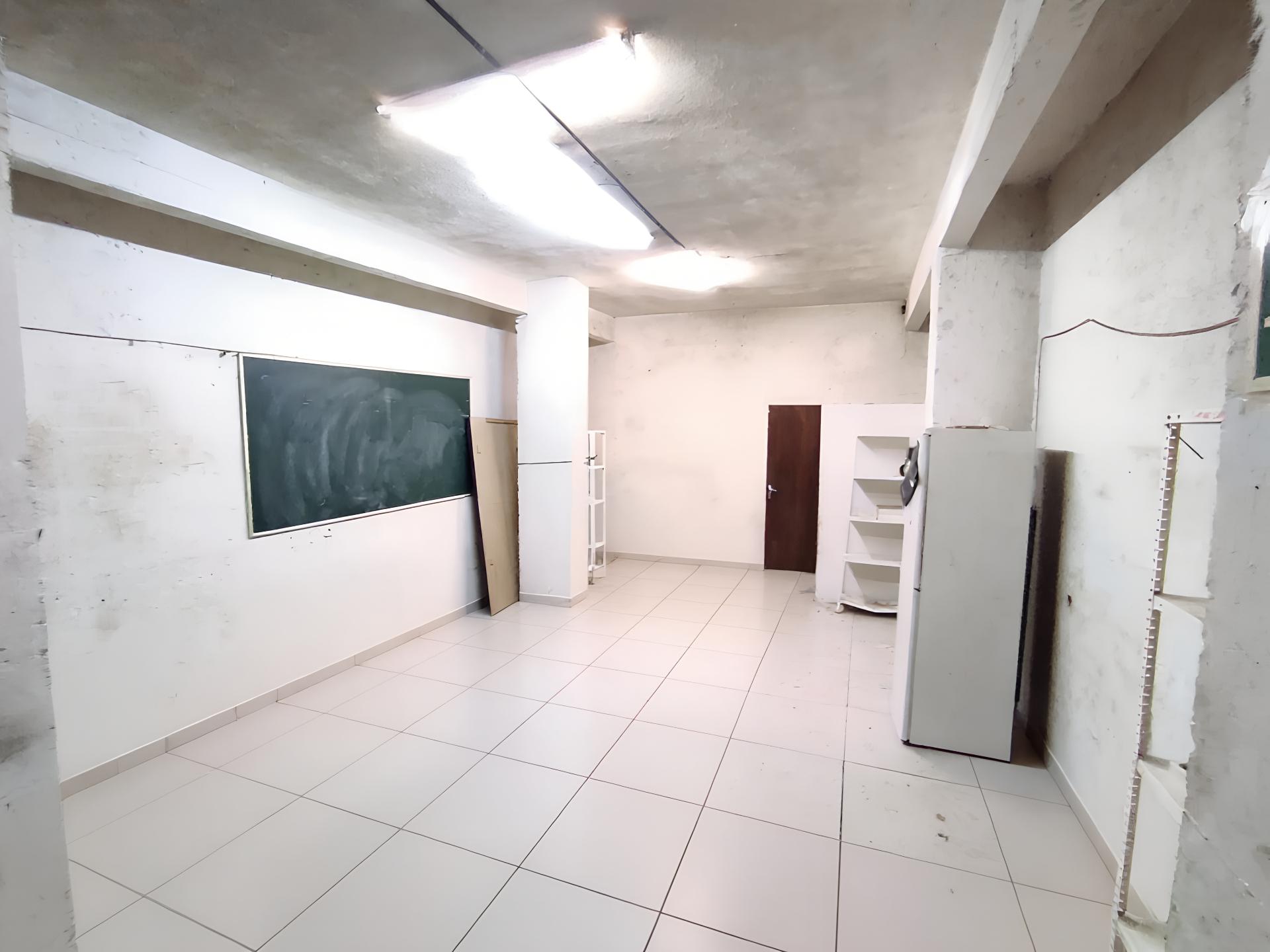 Imagen 1 Local Comercial en alquiler en Eibar / Zona      Amaña