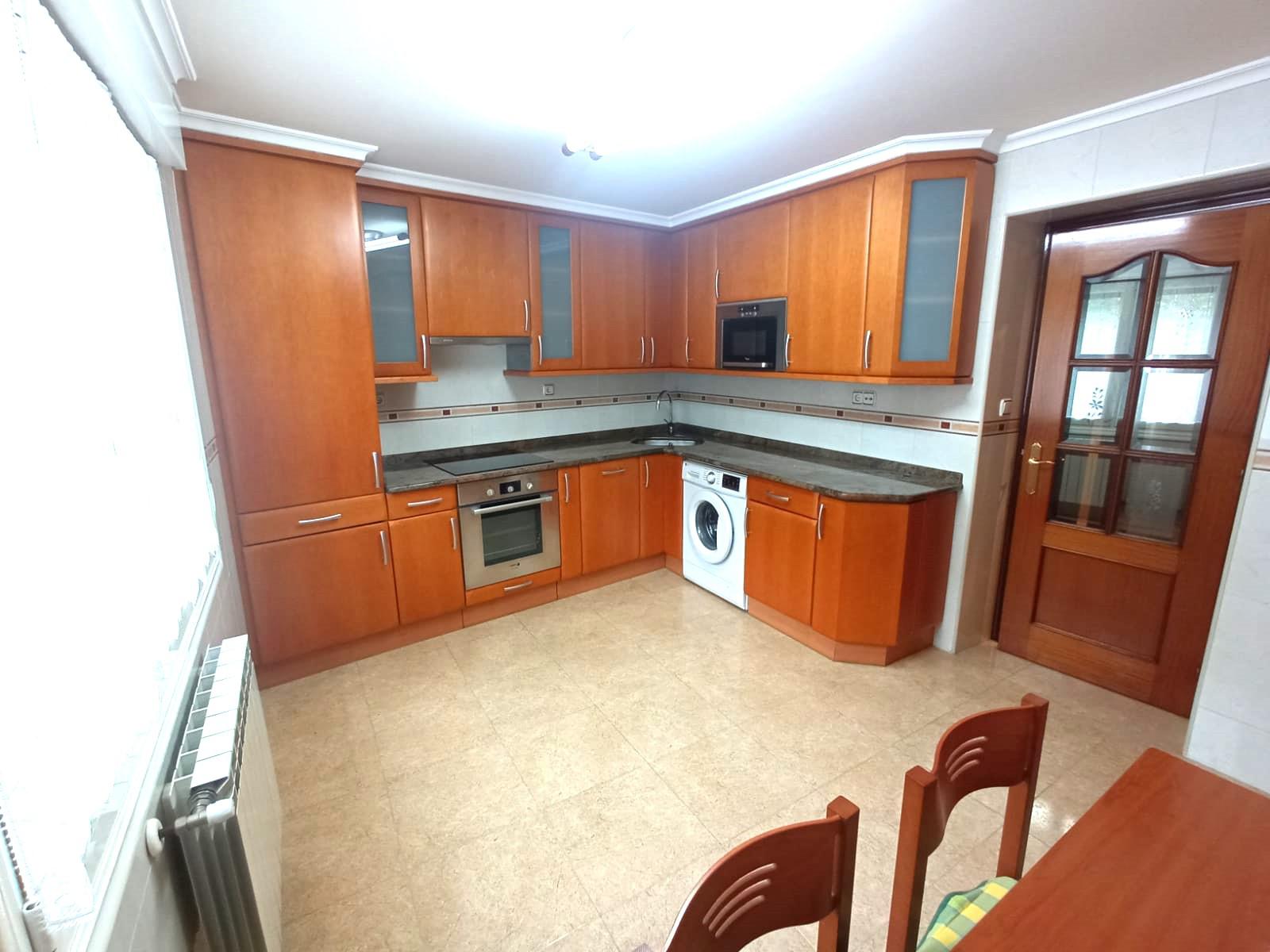 Imagen 12 Piso en alquiler en Eibar / Zona San Cristobal