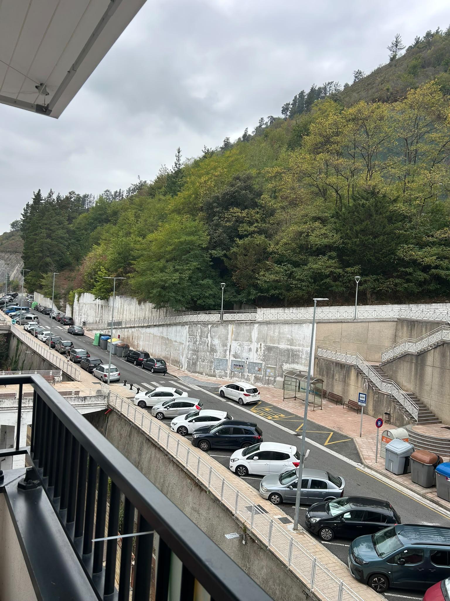 Imagen 1 Piso en venta en Eibar / Calle tiburcio anitua
