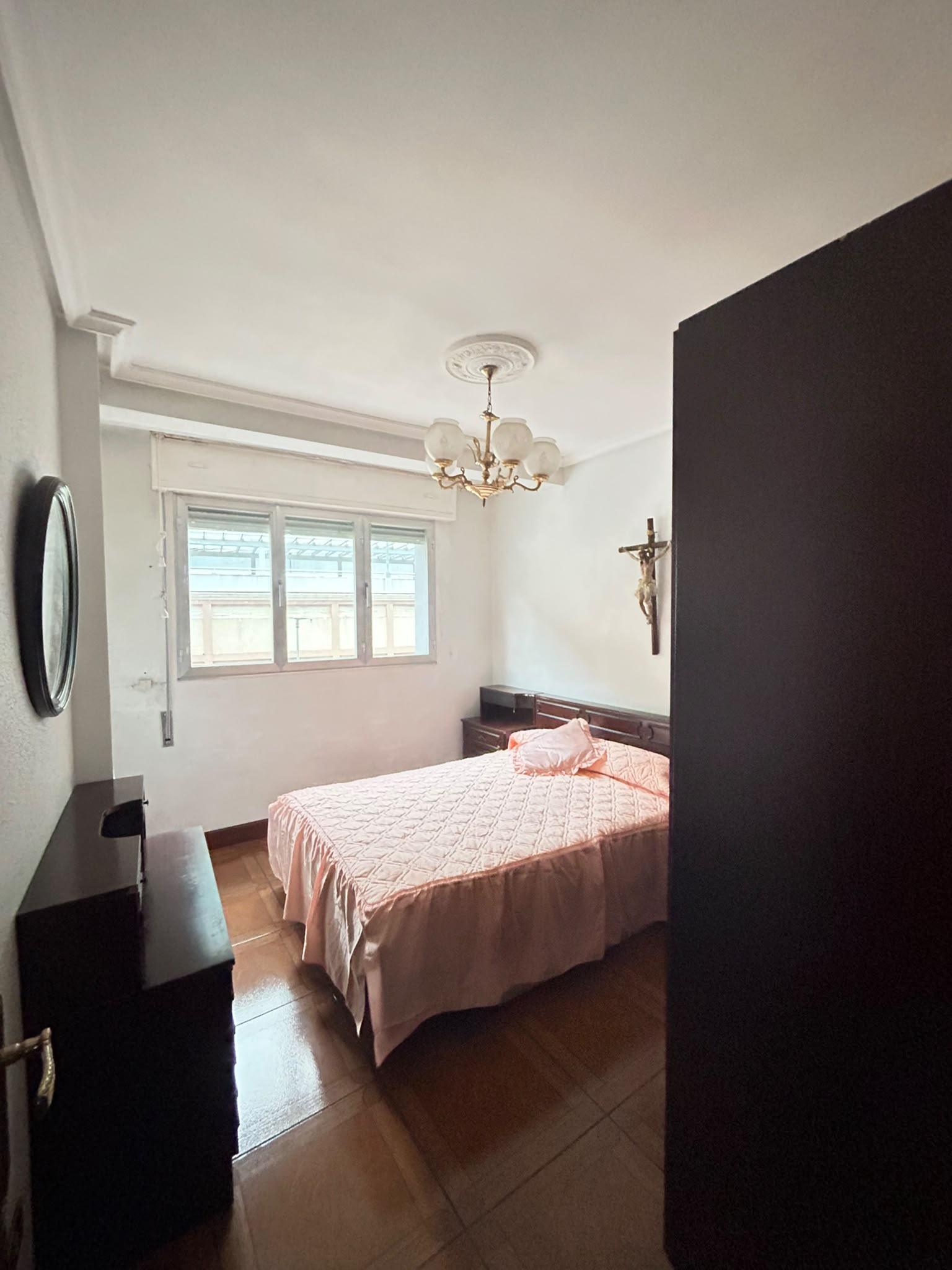 Imagen 3 Piso en venta en Eibar / Calle tiburcio anitua