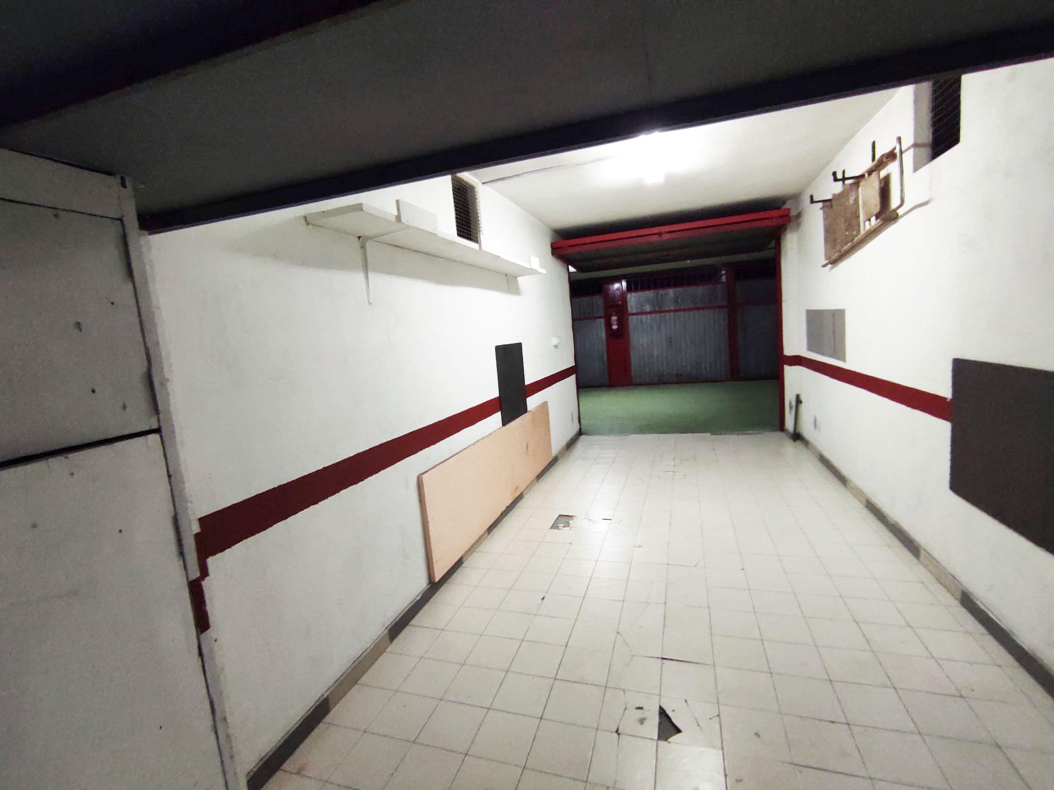 Imagen 9 Parking Coche en alquiler en Ermua / Zona llana y accesible